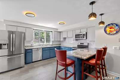 107 Round Hill Road, Wethersfield, CT 06109 - Photo 13
