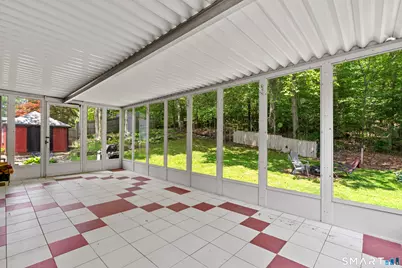 107 Round Hill Road, Wethersfield, CT 06109 - Photo 11