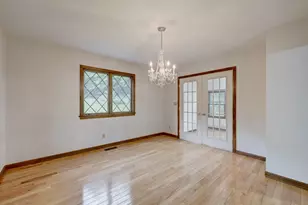 49 Old Farms Rd, Glastonbury, CT 06073 - Photo 15