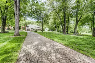 49 Old Farms Rd, Glastonbury, CT 06073 - Photo 3