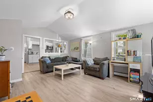 121 E Barber St, Windsor, CT 06095 - Photo 13
