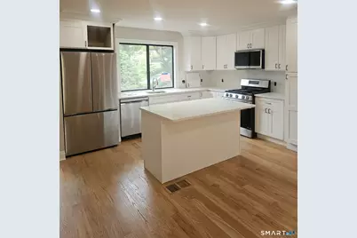 522 Iroquois Lane #B, Stratford, CT 06614 - Photo 1