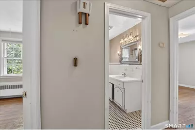 44 Lawrence Avenue, Avon, CT 06001 - Photo 17