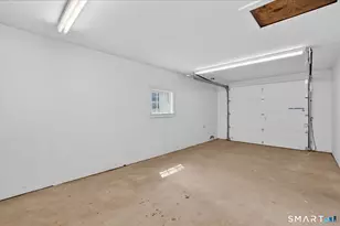 44 Lawrence Ave, Avon, CT 06001 - Photo 29