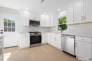 66 Northrop Rd, West Haven, CT 06516 - Photo 3