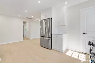 66 Northrop Rd, West Haven, CT 06516 - Photo 9