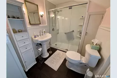 20 Flower Street, Wethersfield, CT 06109 - Photo 33
