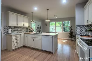 9 Canterbury Rd, Hamden, CT 06514 - Photo 3