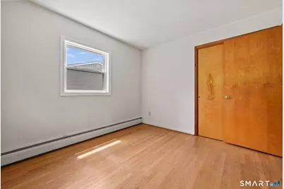 90 Monroe Street, East Hartford, CT 06118 - Photo 27