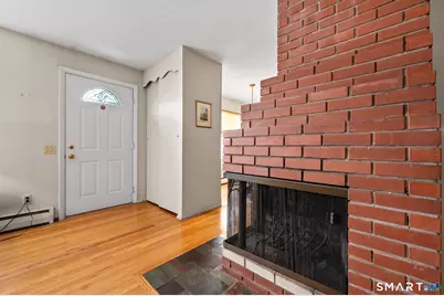 90 Monroe Street, East Hartford, CT 06118 - Photo 5