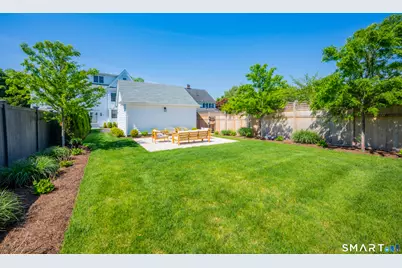 920 Old Post Road, Fairfield, CT 06824 - Photo 35