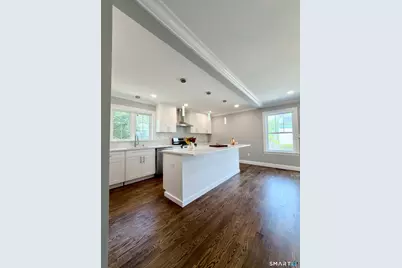 420 Greenwood Street, Bridgeport, CT 06606 - Photo 9