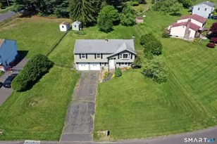 7 Jonathan Pl, Bloomfield, CT 06002 - Photo 3