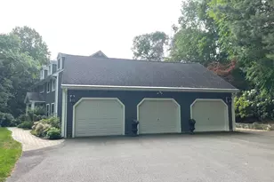 60 W Meadow Rd, Hamden, CT 06518 - Photo 3