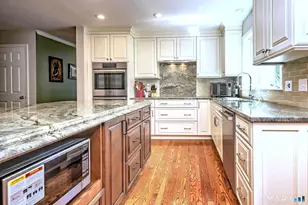 60 W Meadow Rd, Hamden, CT 06518 - Photo 9