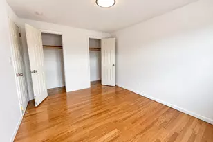 366 Park Rd, West Hartford, CT 06119 - Photo 5