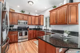 7 Lillinonah Dr, Brookfield, CT 06804 - Photo 7