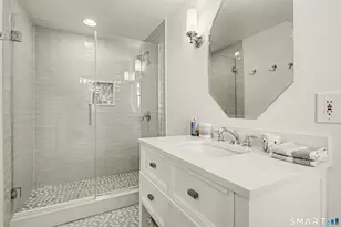 33 Walmsley Rd, Darien, CT 06820 - Photo 27