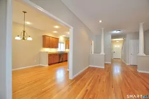 110 Turnberry Ln, Windsor, CT 06095 - Photo 7