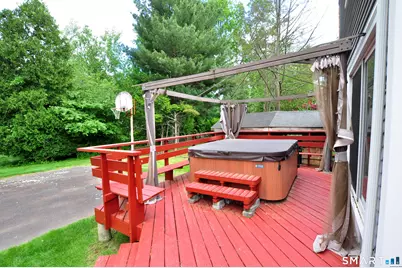16 Miamis Road, West Hartford, CT 06117 - Photo 37