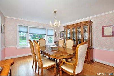 16 Miamis Road, West Hartford, CT 06117 - Photo 11