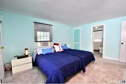 16 Miamis Road, West Hartford, CT 06117 - Photo 29
