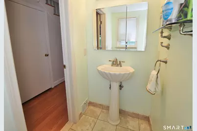 16 Miamis Road, West Hartford, CT 06117 - Photo 21
