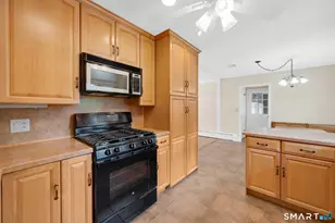 12 Unity Dr, Trumbull, CT 06611 - Photo 15