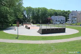 90 Franklin St, Meriden, CT 06450 - Photo 3