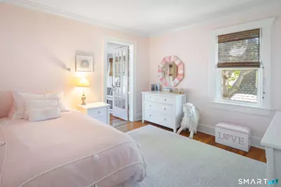 42 Hoyt Street, New Canaan, CT 06840 - Photo 13