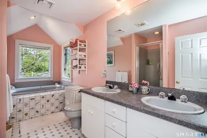 154 Steele Road, West Hartford, CT 06119 - Photo 33