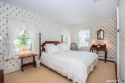 154 Steele Road, West Hartford, CT 06119 - Photo 27