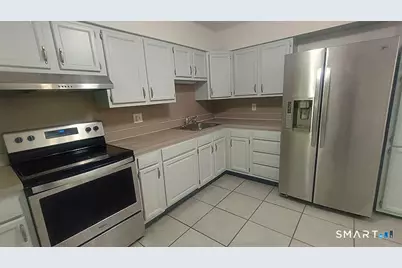 244 Oakville Avenue #F, Waterbury, CT 06708 - Photo 3