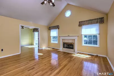 65 Elizabeth Circle #65, Newtown, CT 06482 - Photo 13