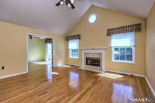 65 Elizabeth Cir, Newtown, CT 06482 - Photo 13