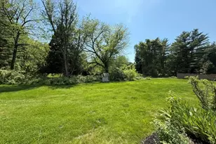 181 Farms Village Rd, Simsbury, CT 06092 - Photo 7