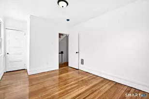 408 East Ave, Bridgeport, CT 06610 - Photo 23