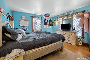 390 Elm St, Enfield, CT 06082 - Photo 13