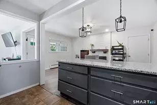 100 Cornell Cir, East Hartford, CT 06108 - Photo 7