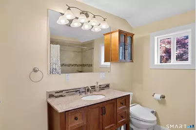 365 Roosevelt Avenue, Stratford, CT 06615 - Photo 15