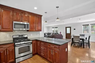 365 Roosevelt Ave, Stratford, CT 06615 - Photo 9
