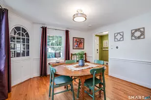 5 Linnard Rd, West Hartford, CT 06107 - Photo 9