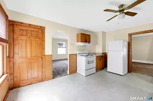 2 Woodward Ave, Enfield, CT 06082 - Photo 7