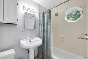 2 Woodward Ave, Enfield, CT 06082 - Photo 19
