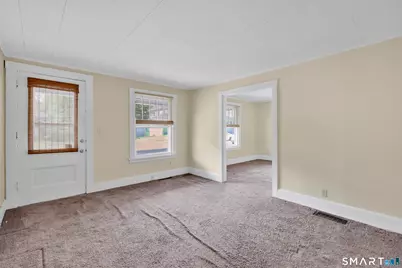 2 Woodward Avenue, Enfield, CT 06082 - Photo 9