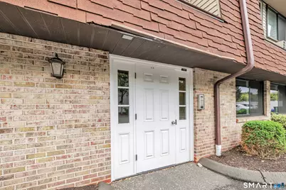 22 Radio Place #8, Stamford, CT 06906 - Photo 3