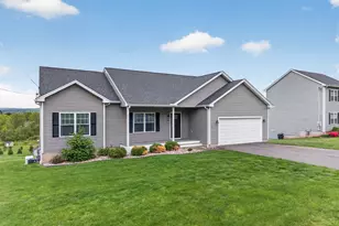 650 Ridgewood Rd, Middletown, CT 06457 - Photo 3