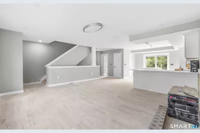 15 Colby Court, New Haven, CT 06515 - Photo 17