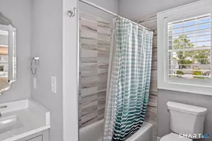 86 Quincy St, Fairfield, CT 06824 - Photo 23