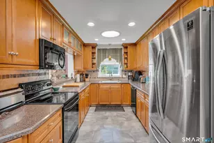 33 Deforest Dr, North Branford, CT 06471 - Photo 7